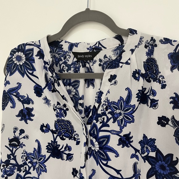 Brody Myles Cap Sleeve Blouse, Size Small - Picture 6 of 6